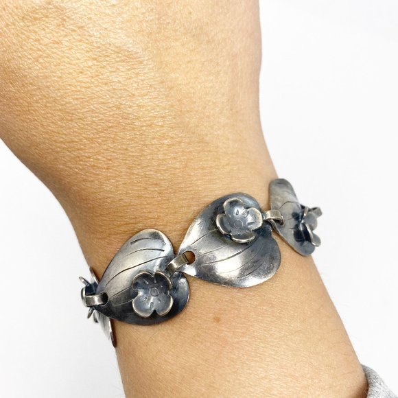 337 Vintage Swedish 1952 MIC Neugel sterling silver bracelet